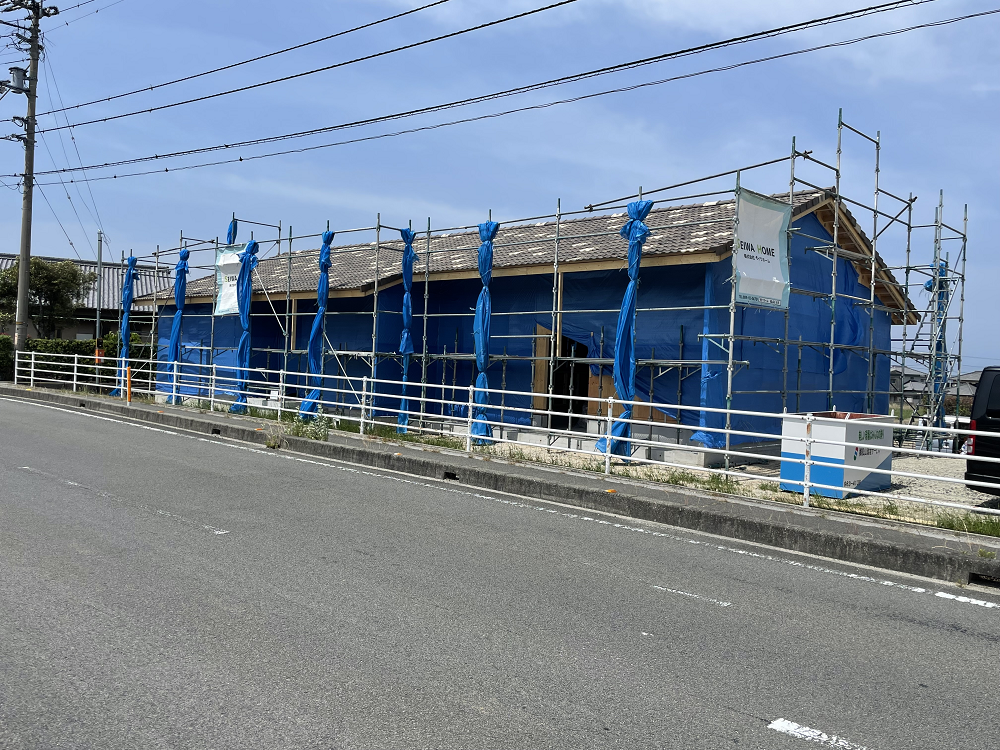 瓦屋根
